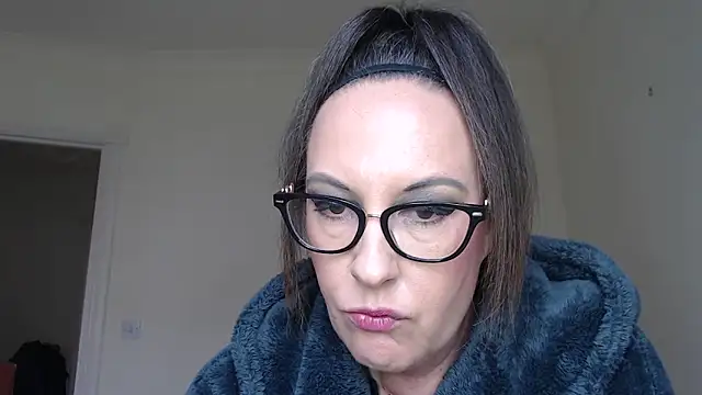 Humiliatrixxxx webcam