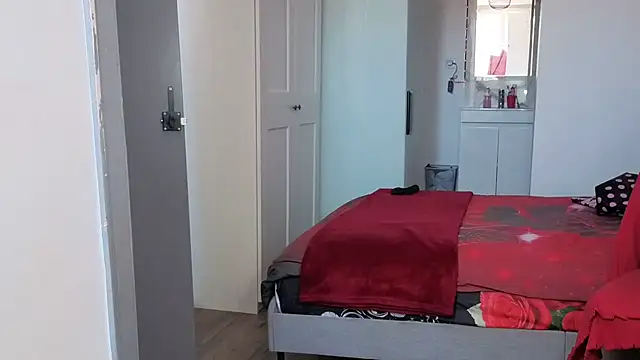HotSpicyGujju webcam