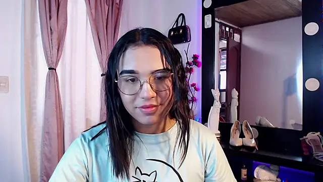 Candyy_doll__ webcam