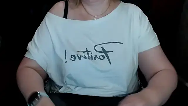 AlisaHot55 webcam
