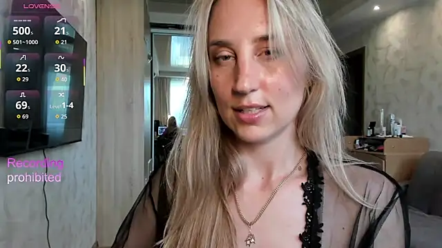 lady_Nati webcam