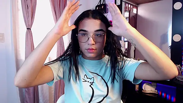 Candyy_doll__ webcam