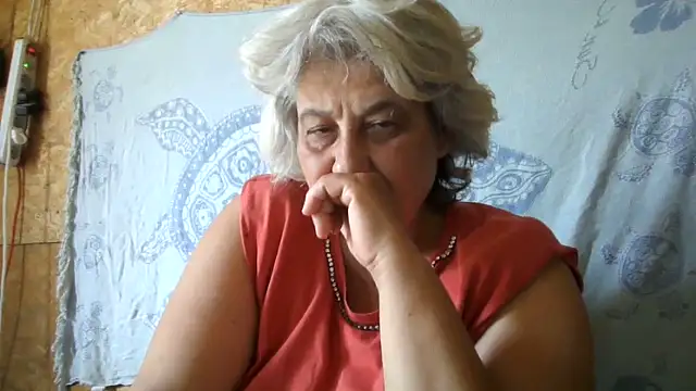 ExquisiteMature live cam