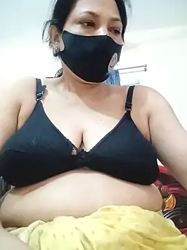 Mini_ara live cam on StripChat
