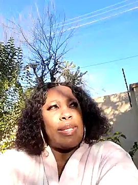 SWEETDOLLY29XX live cam