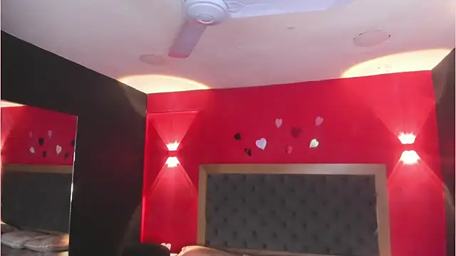 YayaHilton