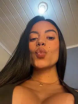 Elamesmamorena live cam