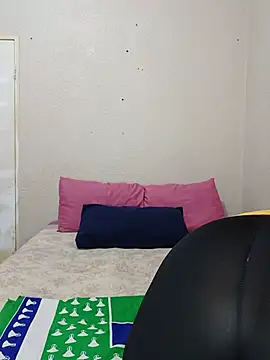 FreakyAngel3X webcam