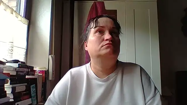 sexy chat room  Squirty Cum Lady 