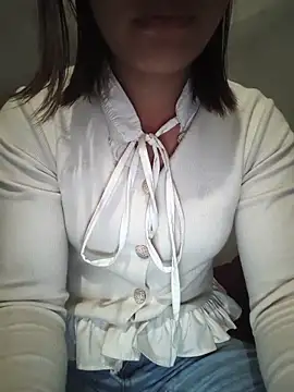 Emma-sin live cam on StripChat