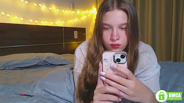 Adorielle live cam