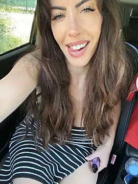 eyline (F young) - Surprise vidéo LT or Ctrl