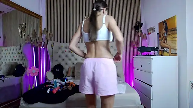 PlayfulShow webcam