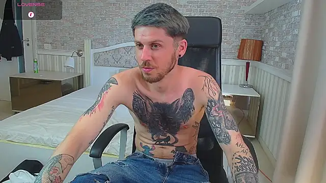 JonahShaw live cam