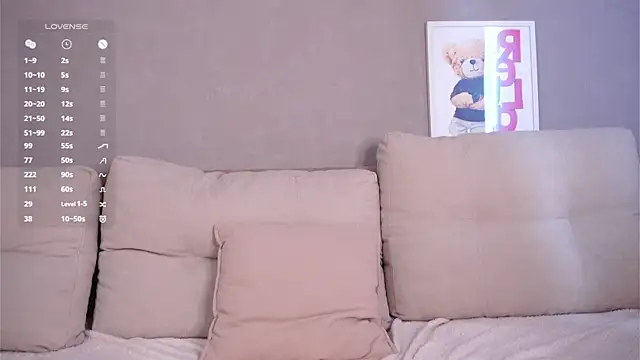 DeliaLoma webcam
