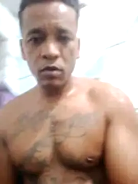 Rodr_go14 live cam on StripChat