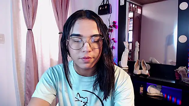 Candyy_doll__ webcam
