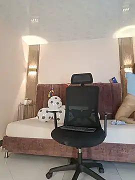 Jein_Palacios live cam