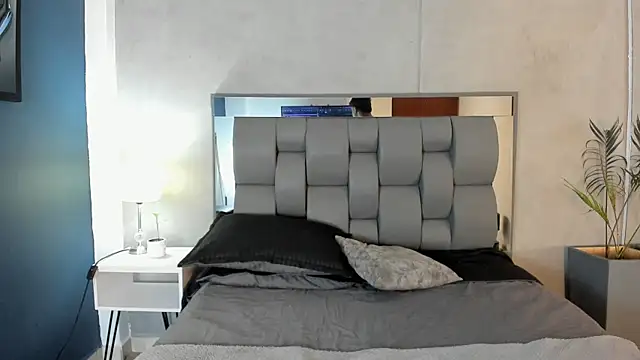 Charlie___Musk webcam