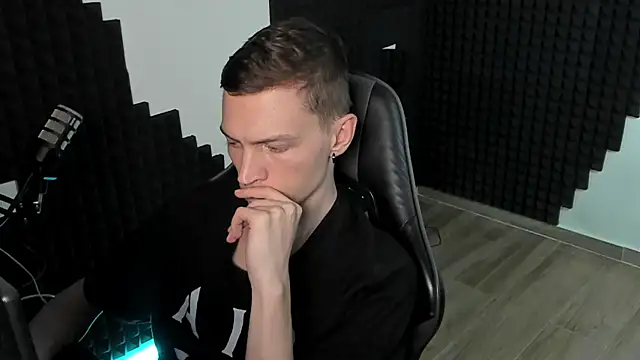 More_than_friend webcam