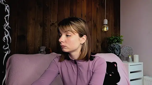 IvoryPesante webcam