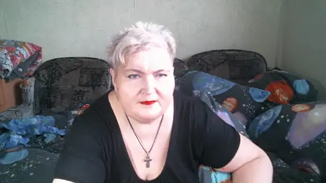 Lana555 live cam on StripChat