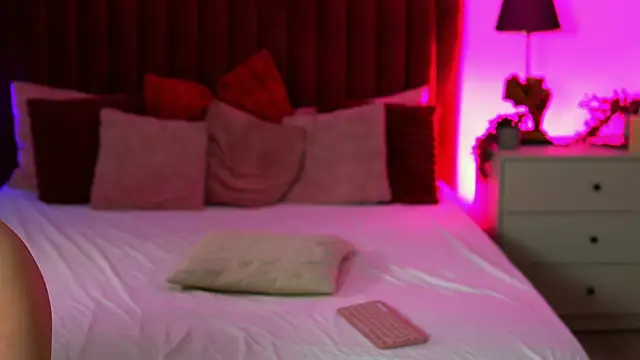 MiaGoldX webcam