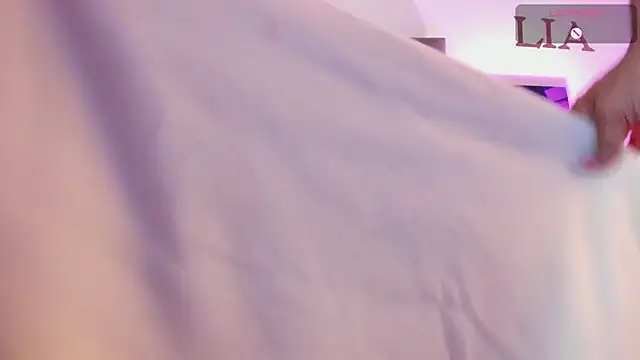 Lia_johnsonn webcam