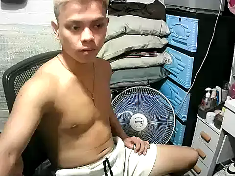Theboy_cummerx69 live cam