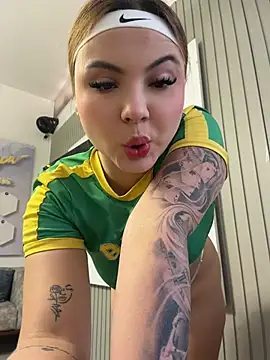 Beella1_ webcam