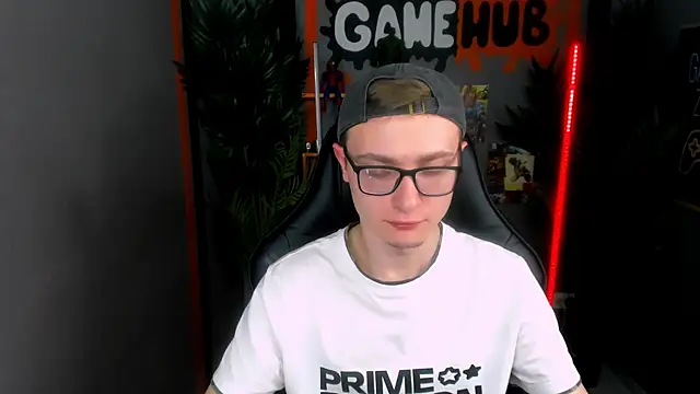 Emmit_Barker webcam