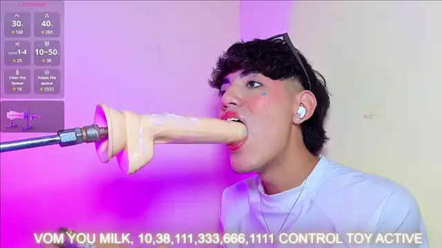 max_femboy - Max_femboy's free webcam - UK Sex Cams
