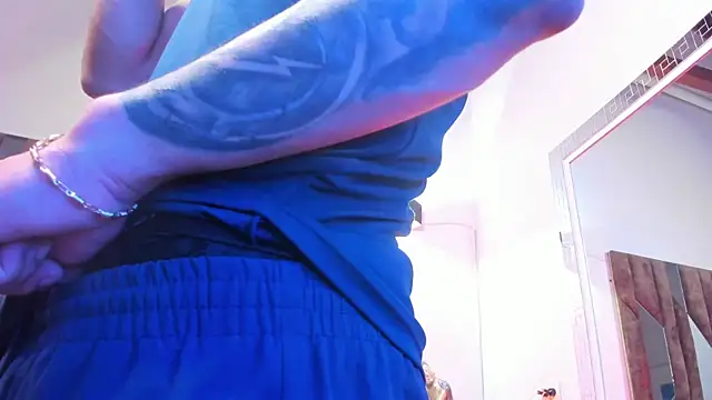 Justin_WhiteJS webcam
