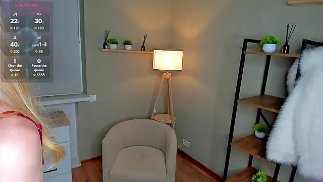 Watch PlushyMood live on EroticFlix - High definition streams