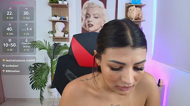 SALOOMEE__ webcam