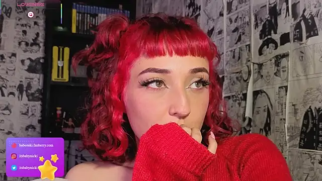 NickiYoung webcam