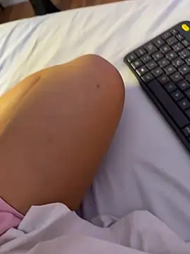 Watch SsexCouplee live on EroticFlix - High definition streams
