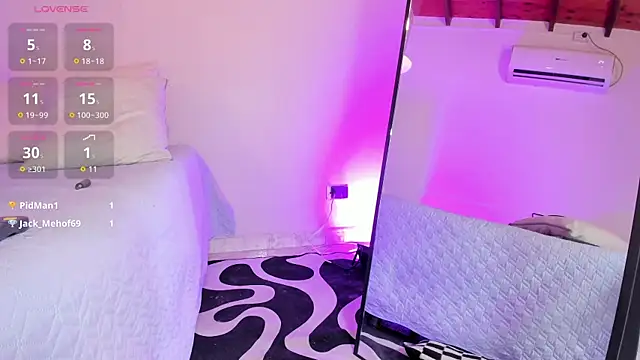 Sofi_vega77 webcam