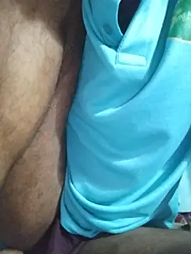 Daddyishere_19 live cam