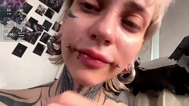 Watch KizzieSherbert live on EroticFlix - High definition streams