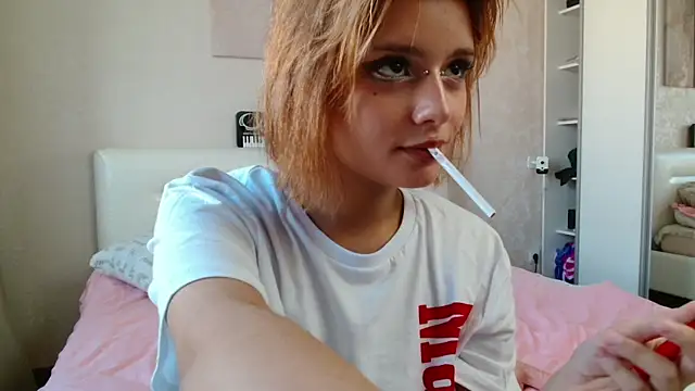 The_Slutty_Fox webcam
