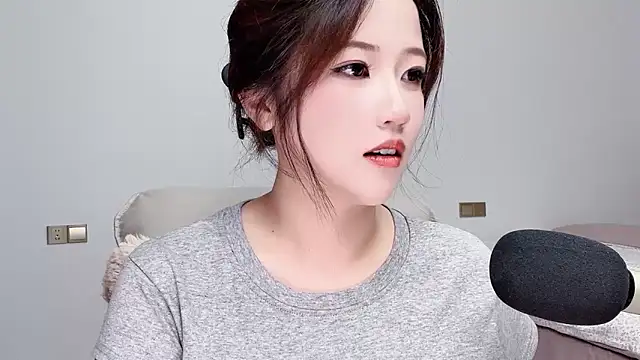 Eva_258899 webcam