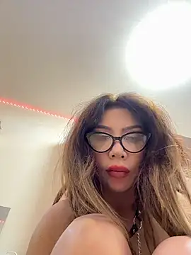 Watch JessicaNichols_ live on EroticFlix - High definition streams