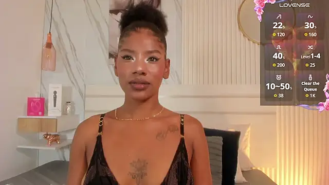 Afro_Luna webcam