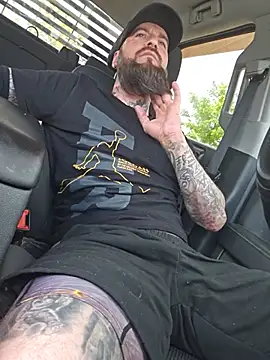Beardedtattood live sex cam