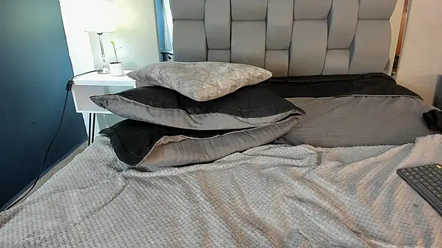 Charlie___Musk webcam
