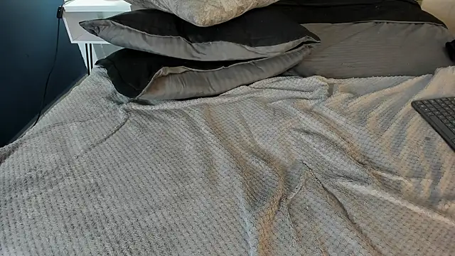 Charlie___Musk webcam