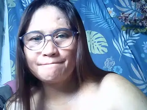 Amazing_Angel22 live cam on StripChat