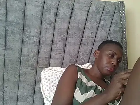 Dizzydose live cam on StripChat