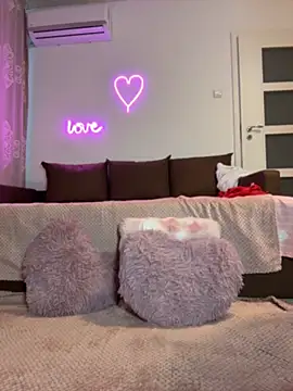 Sabrinedivinee webcam